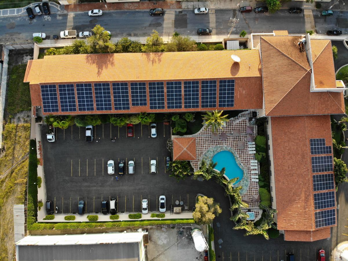 Gandini Hotel Иту Екстериор снимка